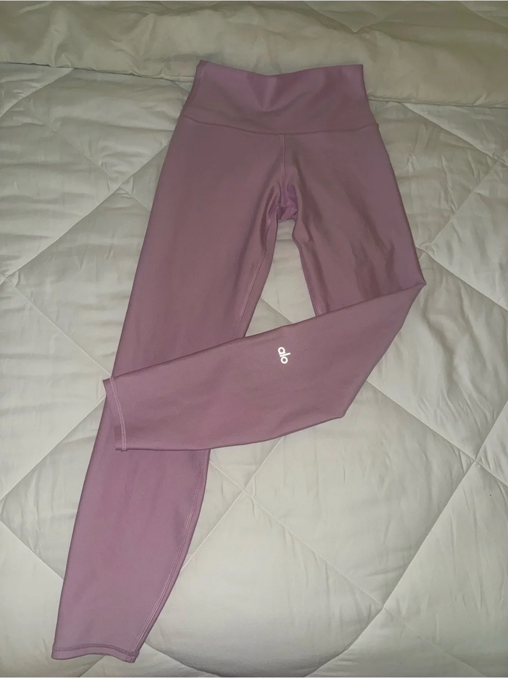 Alo Airlift 7/8 Yoga High-Waisted Leggings Sugarplum Pink